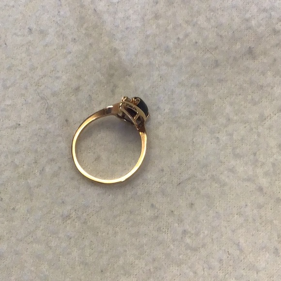 Ring - Picture 3 of 3